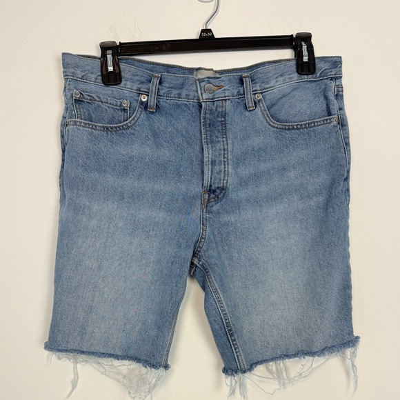 Everlane Men's Denim Cut-Off Shorts. Size 34. Buttonfly. Frayed Hems. - Picture 1 of 14